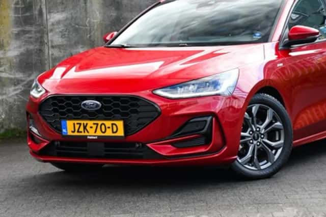 Ford Focus (2024) thumbnail 2