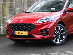 Ford Kuga (2022) thumbnail 2