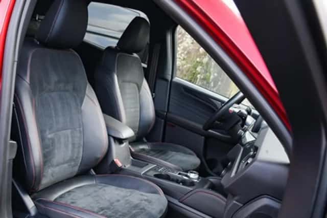 Ford Kuga (2022) thumbnail 11