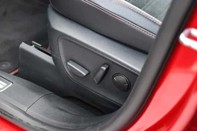 Ford Kuga (2022) thumbnail 12