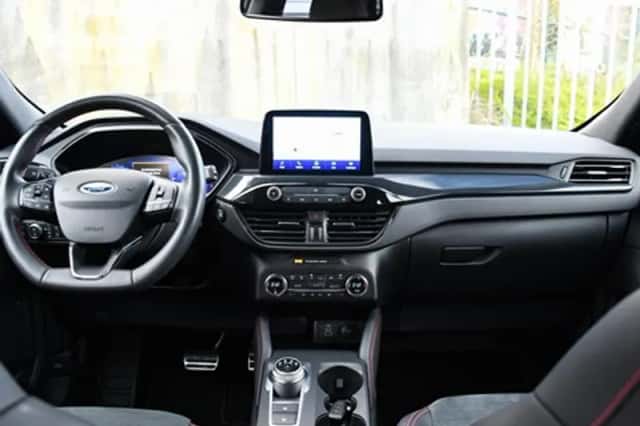 Ford Kuga (2022) thumbnail 19