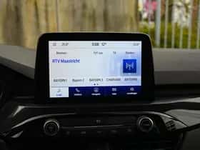 Ford Kuga (2022) thumbnail 24