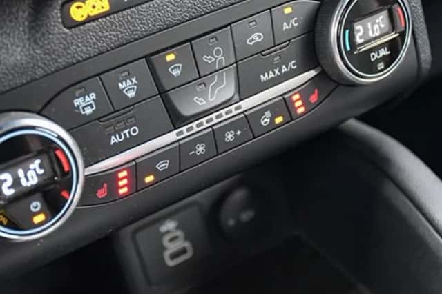 Ford Kuga (2022) thumbnail 31