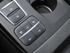 Ford Kuga (2022) thumbnail 34