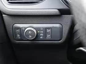 Ford Kuga (2022) thumbnail 38