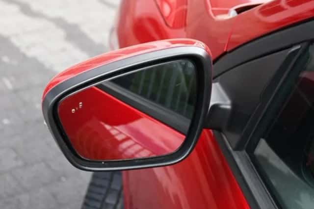 Ford Kuga (2022) thumbnail 8
