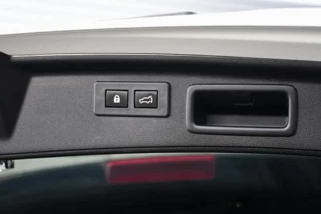 Subaru Forester (2020) thumbnail 19