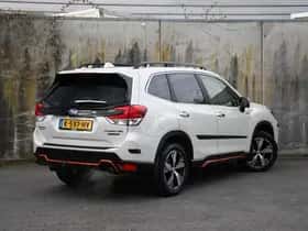Subaru Forester (2020) thumbnail 6