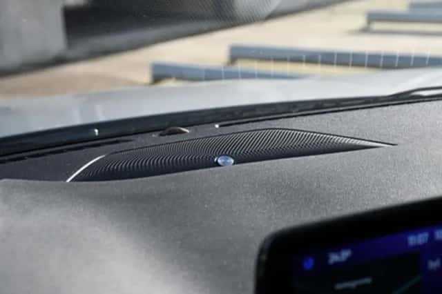 Ford Kuga (2022) thumbnail 18