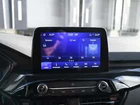 Ford Kuga (2022) thumbnail 19