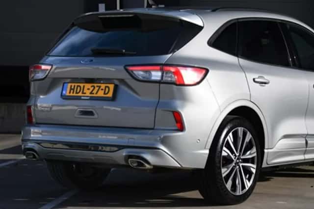 Ford Kuga (2022) thumbnail 5