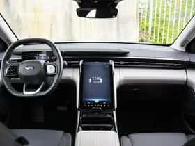 Ford Explorer (2024) thumbnail 15