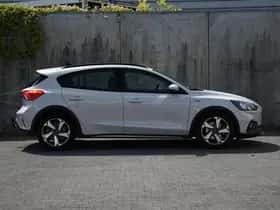 Ford Focus (2019) thumbnail 4