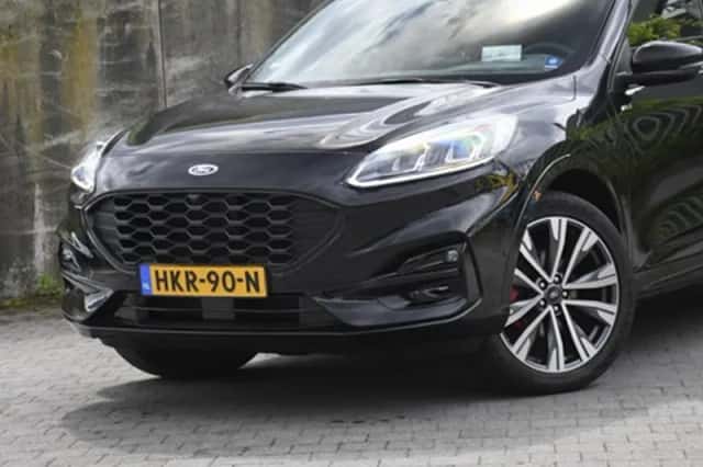 Ford Kuga (2024) thumbnail 2