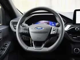 Ford Kuga (2024) thumbnail 18