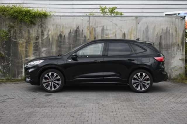 Ford Kuga (2024) thumbnail 3