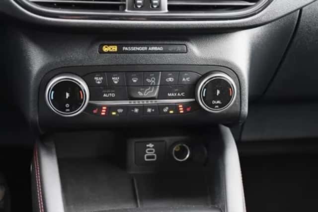 Ford Kuga (2024) thumbnail 28
