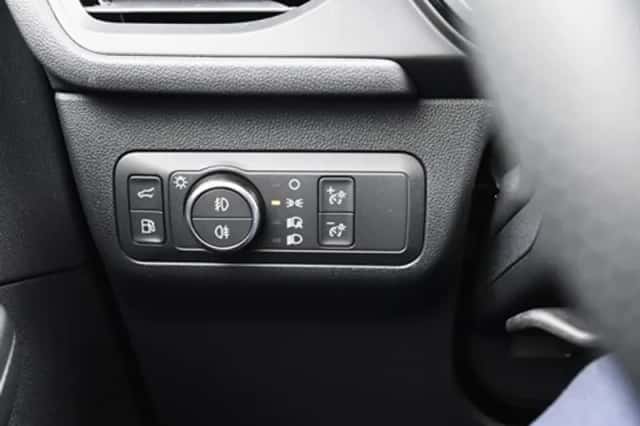 Ford Kuga (2024) thumbnail 35