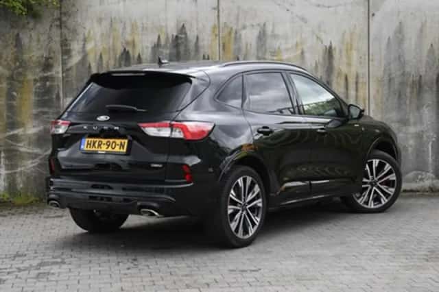 Ford Kuga (2024) thumbnail 5