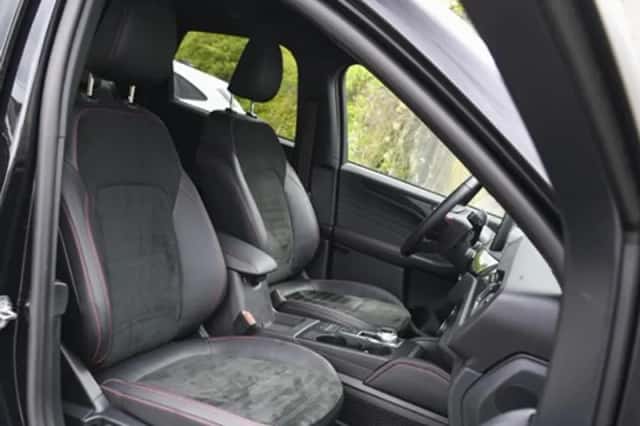Ford Kuga (2024) thumbnail 10