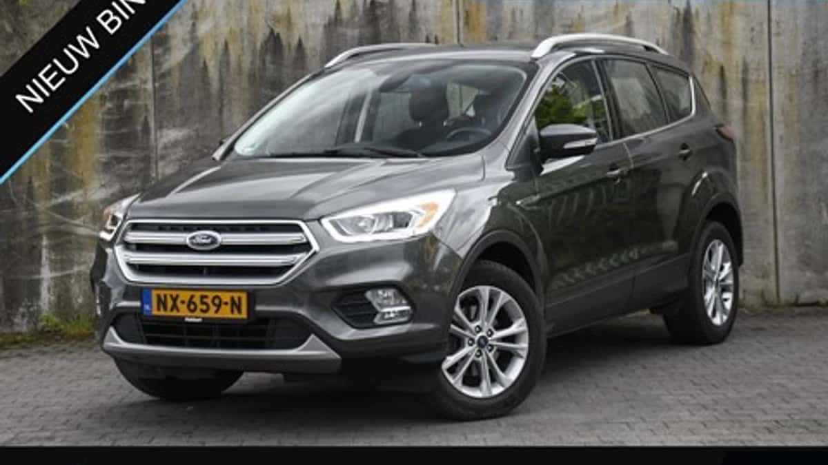 Ford Kuga (2017) — foto 1