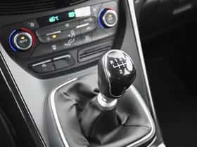 Ford Kuga (2017) thumbnail 26