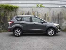 Ford Kuga (2017) thumbnail 4