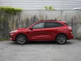 Ford Kuga (2023) thumbnail 4