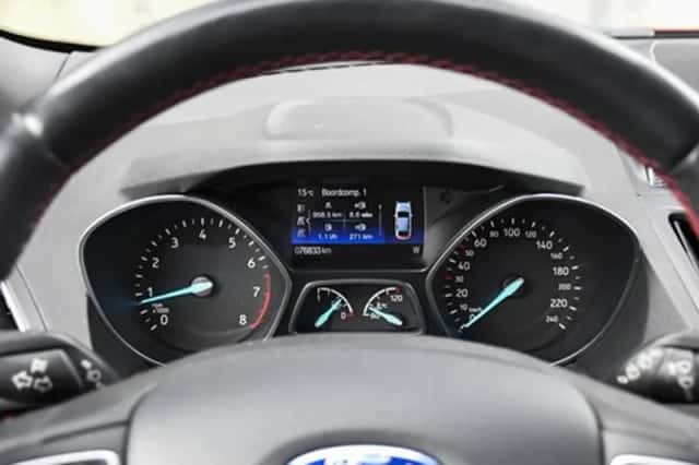 Ford Kuga (2019) thumbnail 15