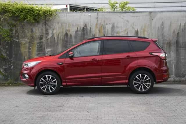 Ford Kuga (2019) thumbnail 3