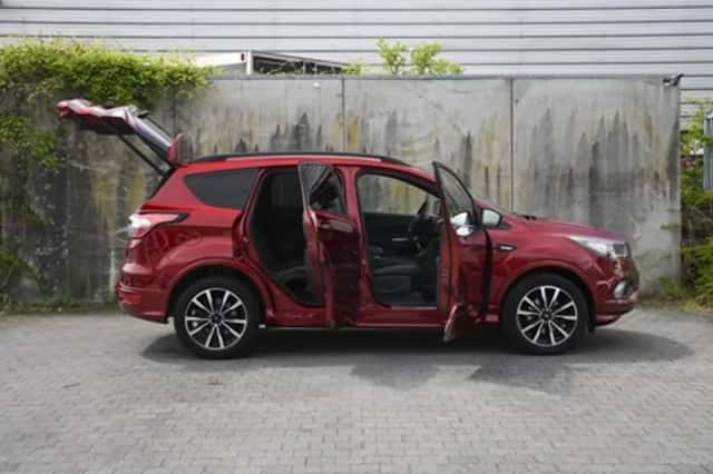Ford Kuga (2019) thumbnail 33
