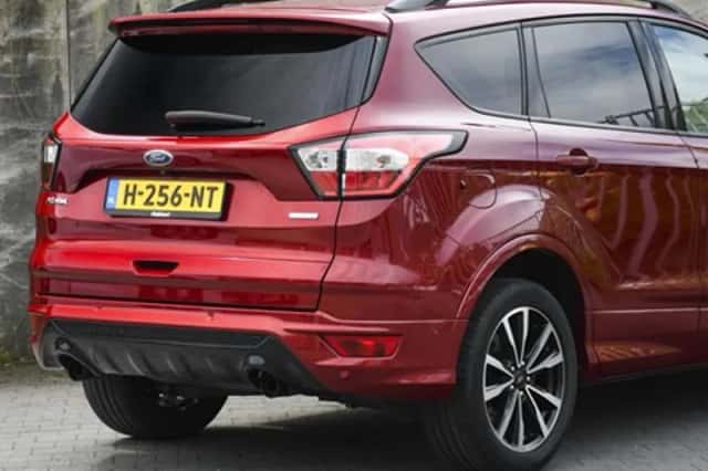 Ford Kuga (2019) thumbnail 6