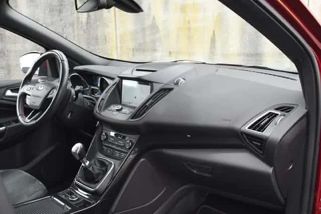 Ford Kuga (2019) thumbnail 8