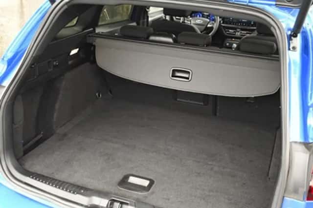 Ford Focus (2023) thumbnail 15