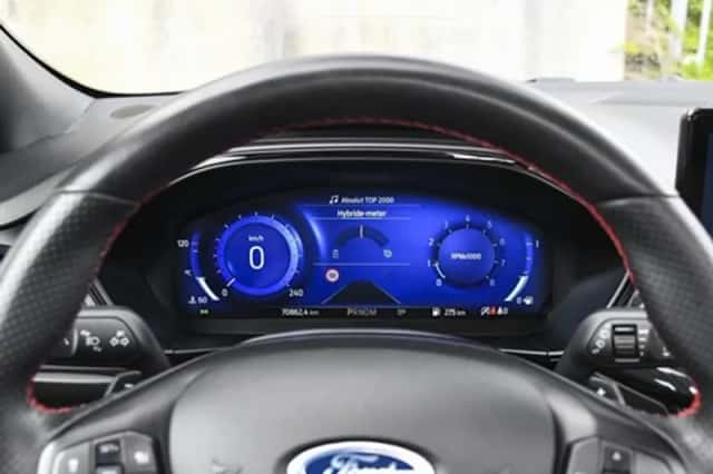 Ford Focus (2023) thumbnail 19