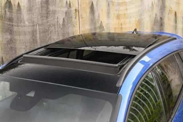 Ford Focus (2023) thumbnail 3