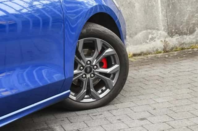 Ford Focus (2023) thumbnail 8