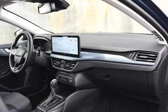 Ford Focus (2025) thumbnail 10