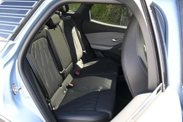 Ford Explorer (2024) thumbnail 14