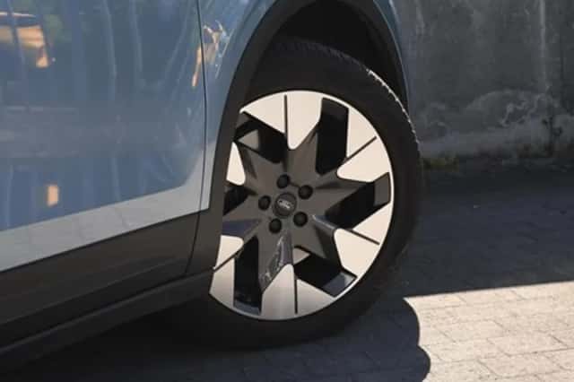 Ford Explorer (2024) thumbnail 7