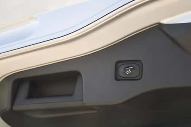 Ford Mondeo (2021) thumbnail 16