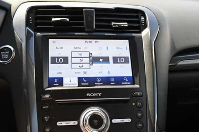 Ford Mondeo (2021) thumbnail 23
