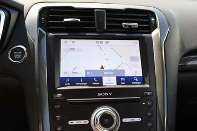 Ford Mondeo (2021) thumbnail 24