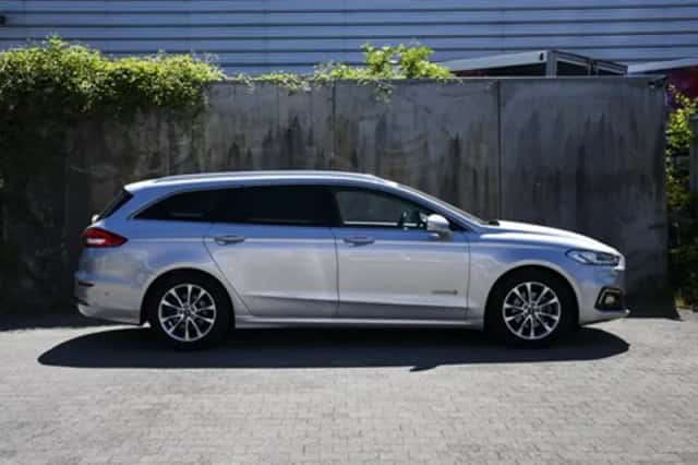 Ford Mondeo (2021) thumbnail 4