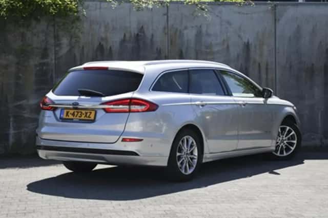 Ford Mondeo (2021) thumbnail 5