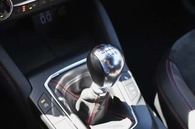 Ford Kuga (2022) thumbnail 32