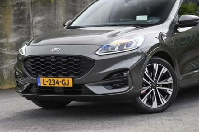 Ford Kuga (2020) thumbnail 2