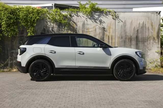 Ford Explorer (2026) thumbnail 5