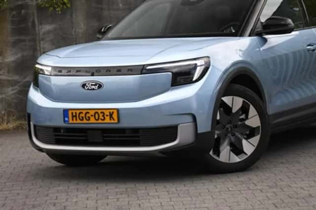 Ford Explorer (2025) thumbnail 2