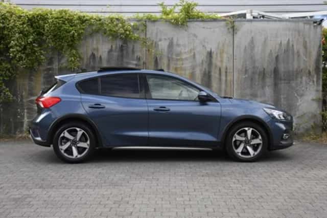 Ford Focus (2019) thumbnail 5